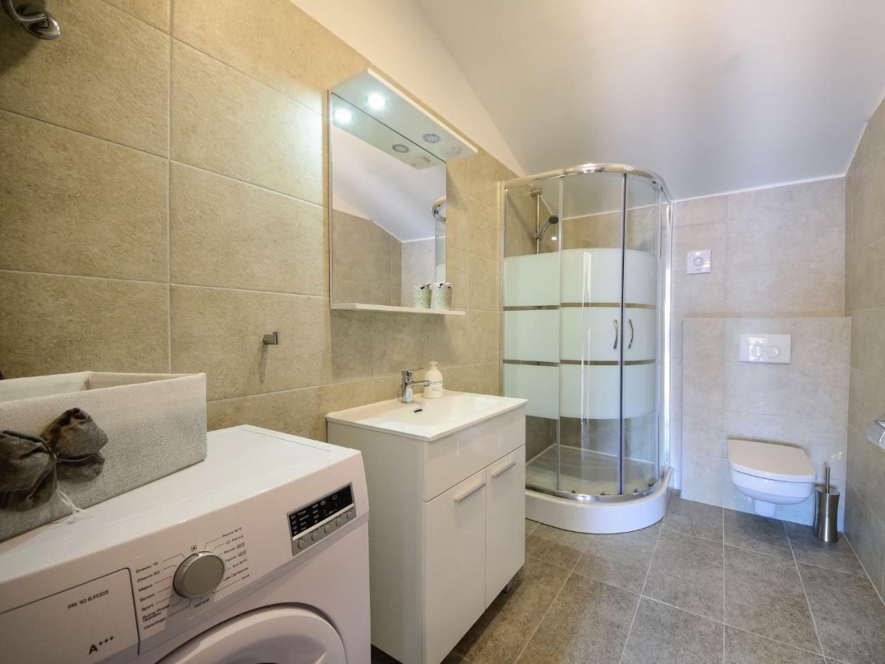 Apartment Val 2-1 By Interhome Свети-Юрай Экстерьер фото