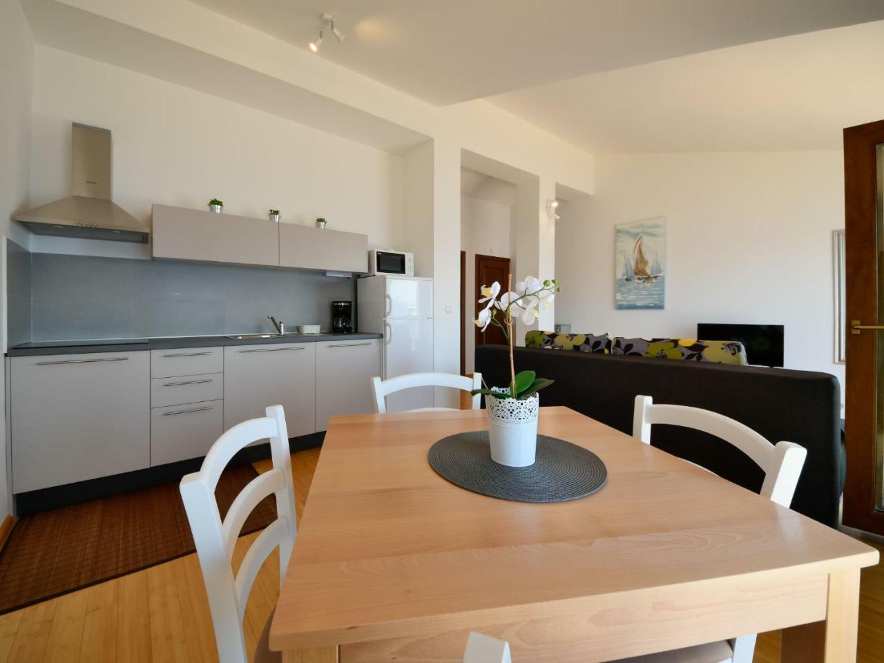 Apartment Val 2-1 By Interhome Свети-Юрай Экстерьер фото